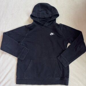 kid’s nike sweatshirt